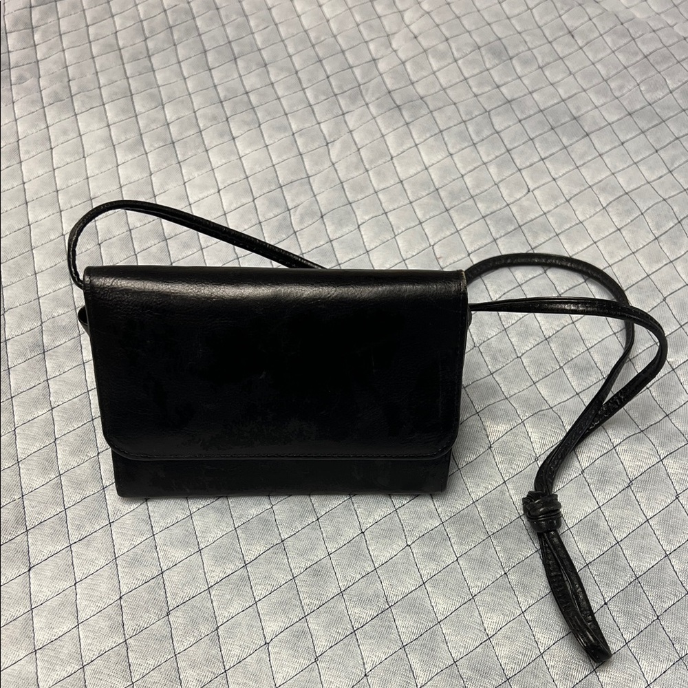 Elegant Black Leather Crossbody Bag
